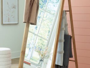A8010341 Floor Mirror